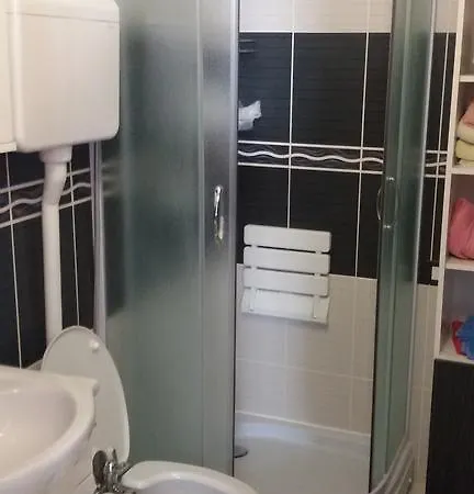 Your Second * סובוטיקה